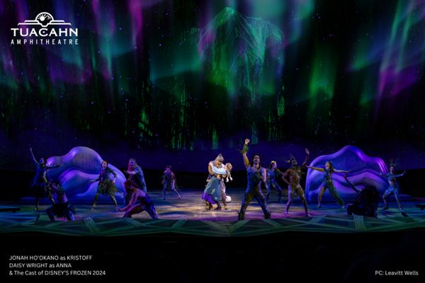 Jonah Ho'okano, Daisy Wright and the cast Photo