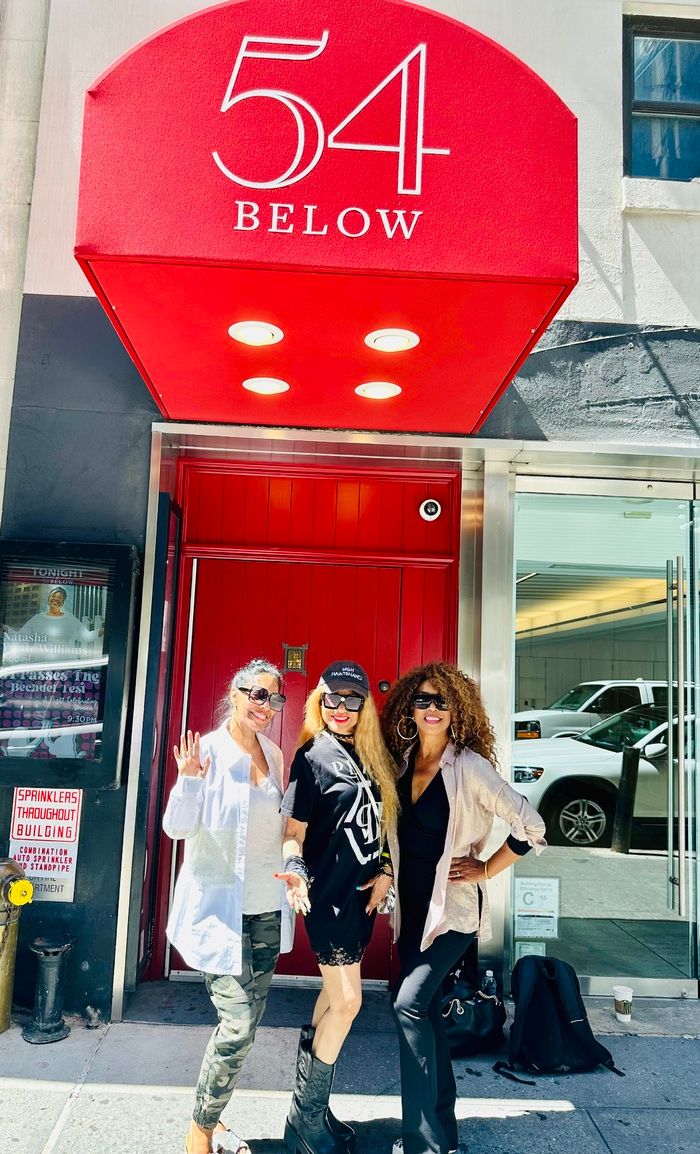 Photos: Honey Cone Makes 54 Below Debut  Image