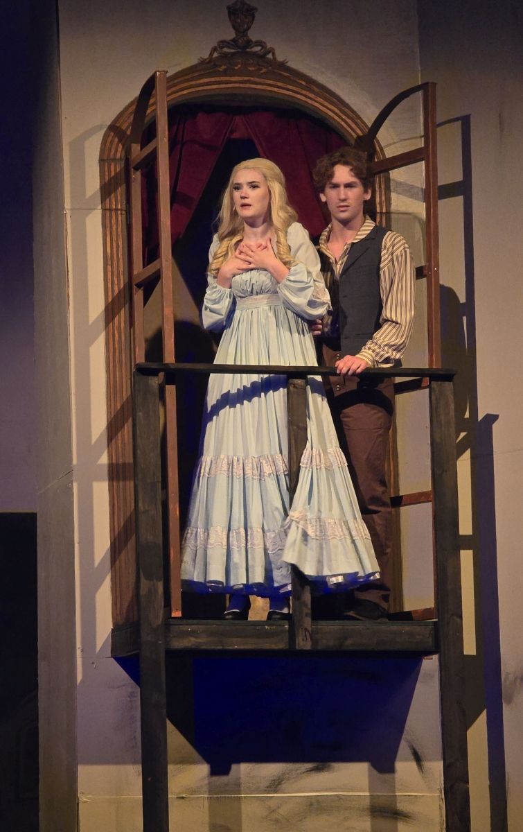 Review: SWEENEY TODD: DEMON BARBER OF FLEET STREET at The Forum Review: SWEENEY TODD: DEMON BARBER OF FLEET STREET at The Forum Image