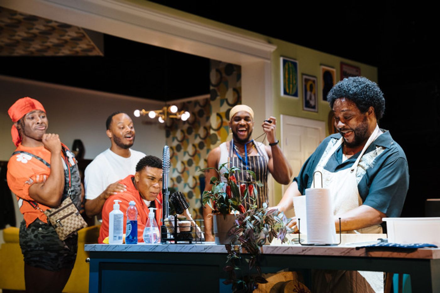 Photos: THE HOT WING KING at the National Theatre  Image