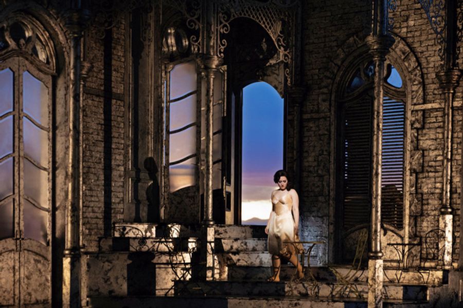 Photos: LA TRAVIATA at Santa Fe Opera Image