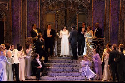 The Santa Fe Opera Chorus; center Mane Galoyan  Photo