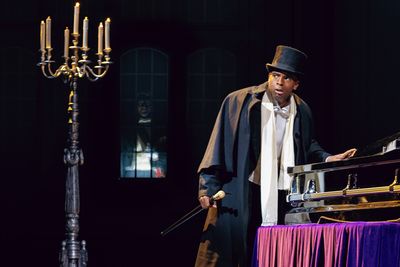 Back center Soloman Howard (Il Commendatore); Ryan Speedo Green (Don Giovanni), photo Photo