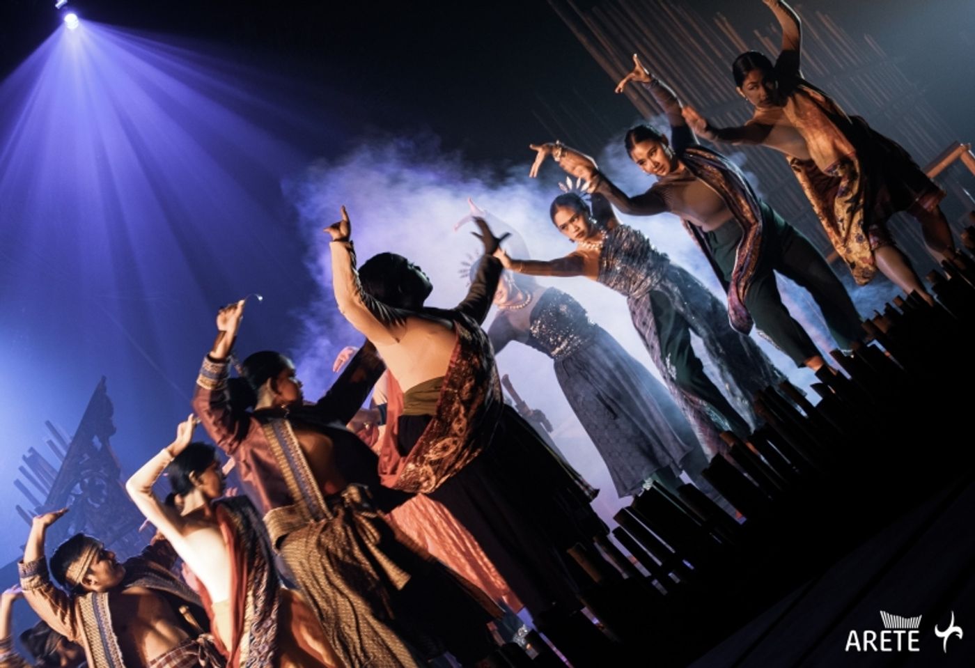 Photos: SINTANG DALISAY, Filipino-Ethnic Adaptation of 'Romeo and Juliet'  Image