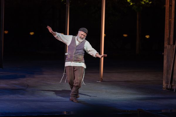 Adam Heller (PC: Phillip Hamer) Photo