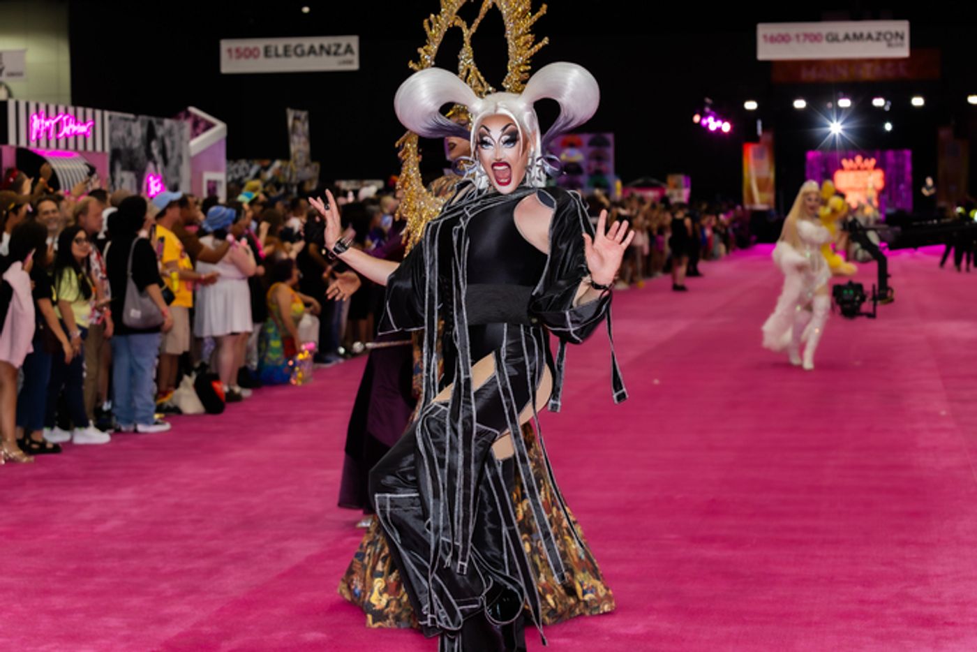 Photos: Go Inside RuPaul's DragCon LA 2024  Image