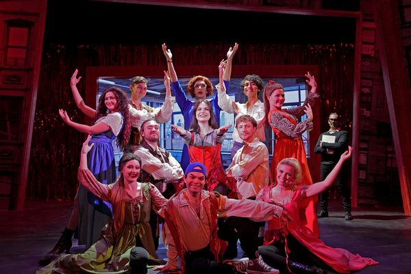 Emilee Mari Fruscella as Julie Nichols & the Cast of Tootsie Photo