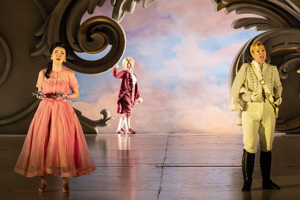 Ying Fang, Maximilian Moore, Paula Murrihy  Photo