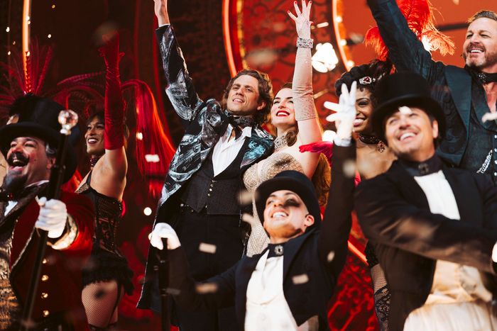 Photos: Aaron Tveit and Joanna 'JoJo' Levesque Return to MOULIN ROUGE! THE MUSICAL — photo 10 of 11