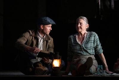 Harry Treadaway and Cherry Jones Photo