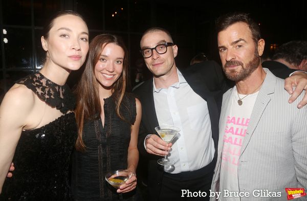 Sydney Lemmon, Nicole Brydon Bloom, Guest and Justin Theroux Photo
