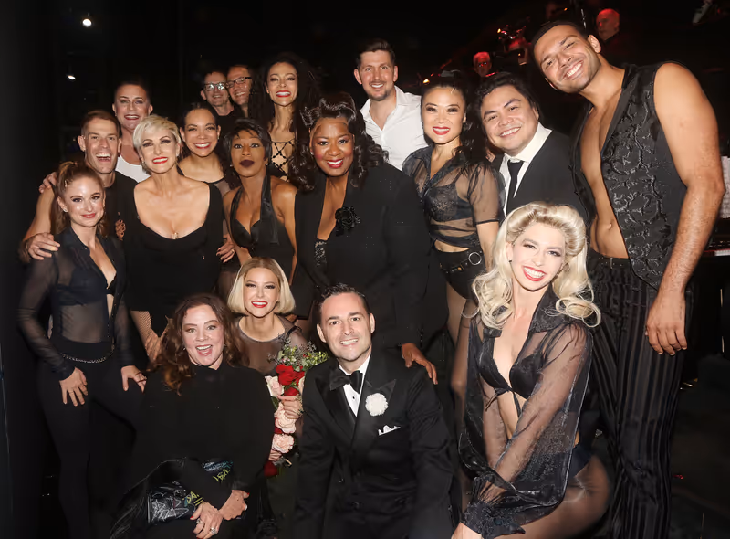 Photos: Melissa McCarthy Visits Ariana Madix at CHICAGO on Broadway — photo 1 of 14