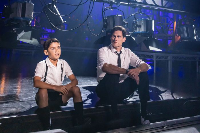Photos: Steven Pasquale and More in NINE at The Kennedy Center — photo 3 of 15
