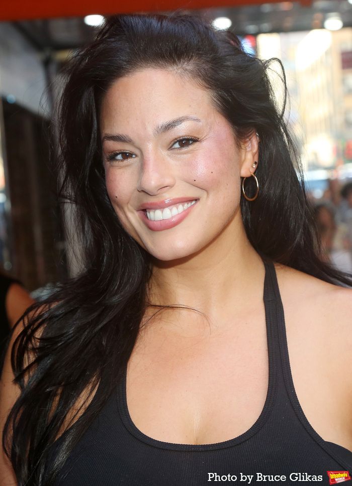 Photos: On the Red Carpet for Opening Night of JOB — photo 17 of 47