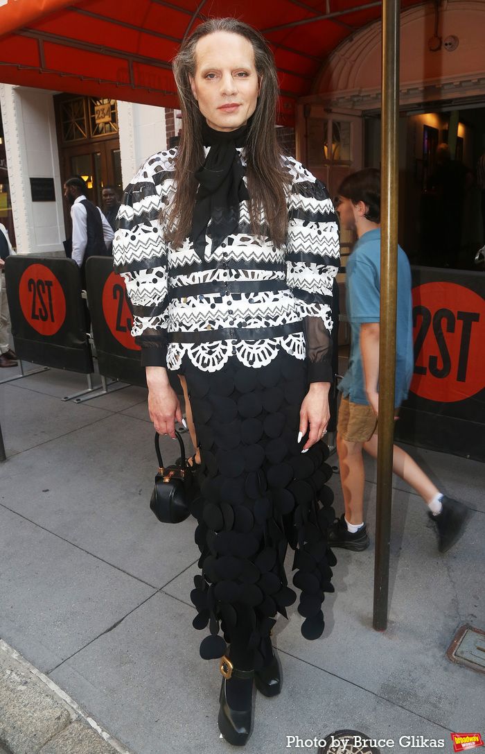 Photos: On the Red Carpet for Opening Night of JOB — photo 20 of 47