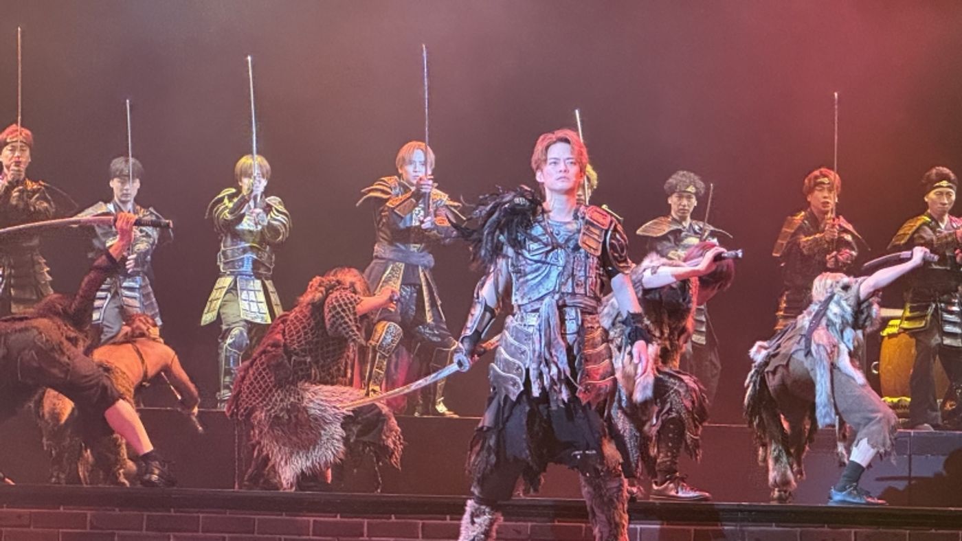 公演レポート:堂本光一作・構成・演出・主演「ENDLESS SHOCK」 公演レポート:堂本光一作・構成・演出・主演「ENDLESS SHOCK」 Image