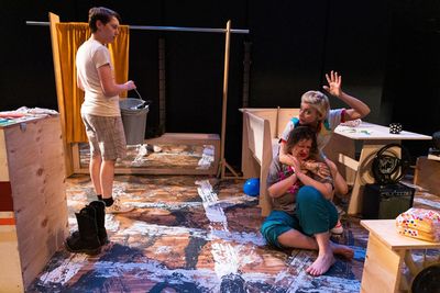 L to R: Landyn Pollard as Kill, Jennifer Skura Boutell* as Danny, and Kelly Mares* as Photo