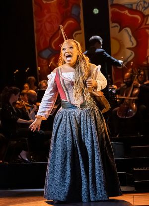 Marisha Wallace @ BroadwayWorld Marisha Wallace Photo