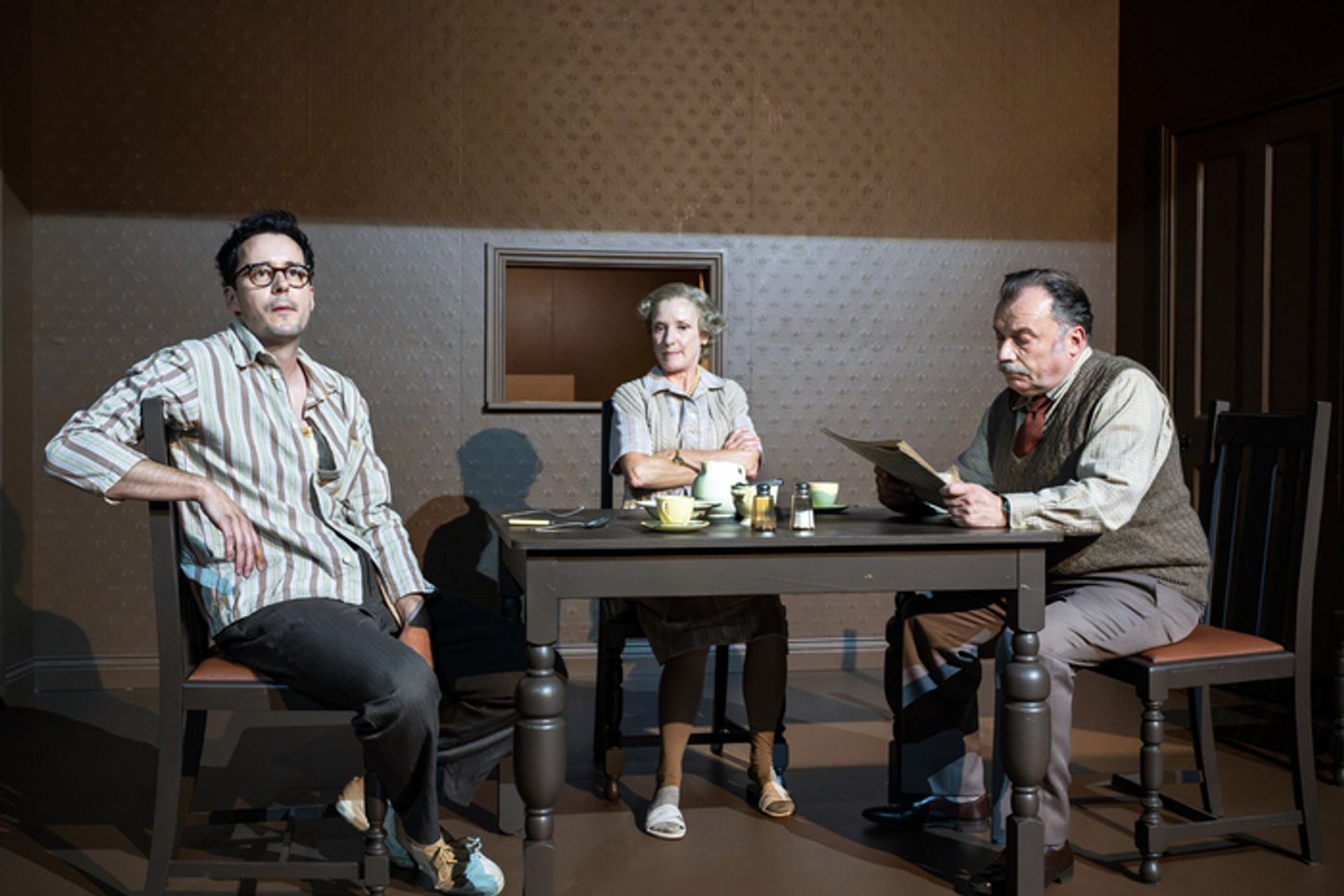 Photos: First Look At Jane Horrocks and More In THE BIRTHDAY PARTY  Image