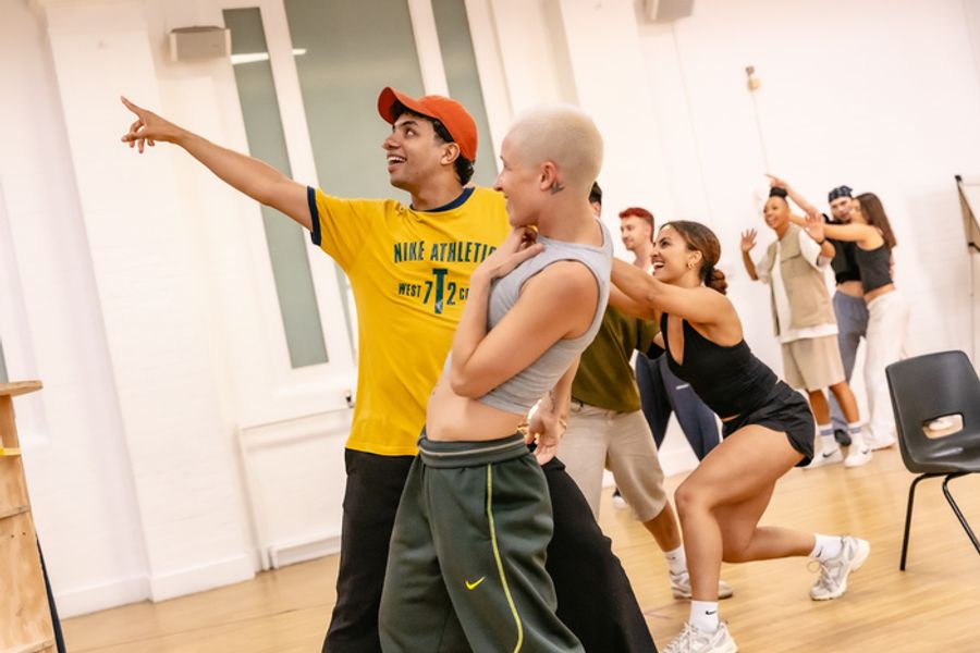 Photos: In Rehearsal For WHY AM I SO SINGLE? From Tony-Winning SIX Duo Lucy Moss and Toby Barlow Image