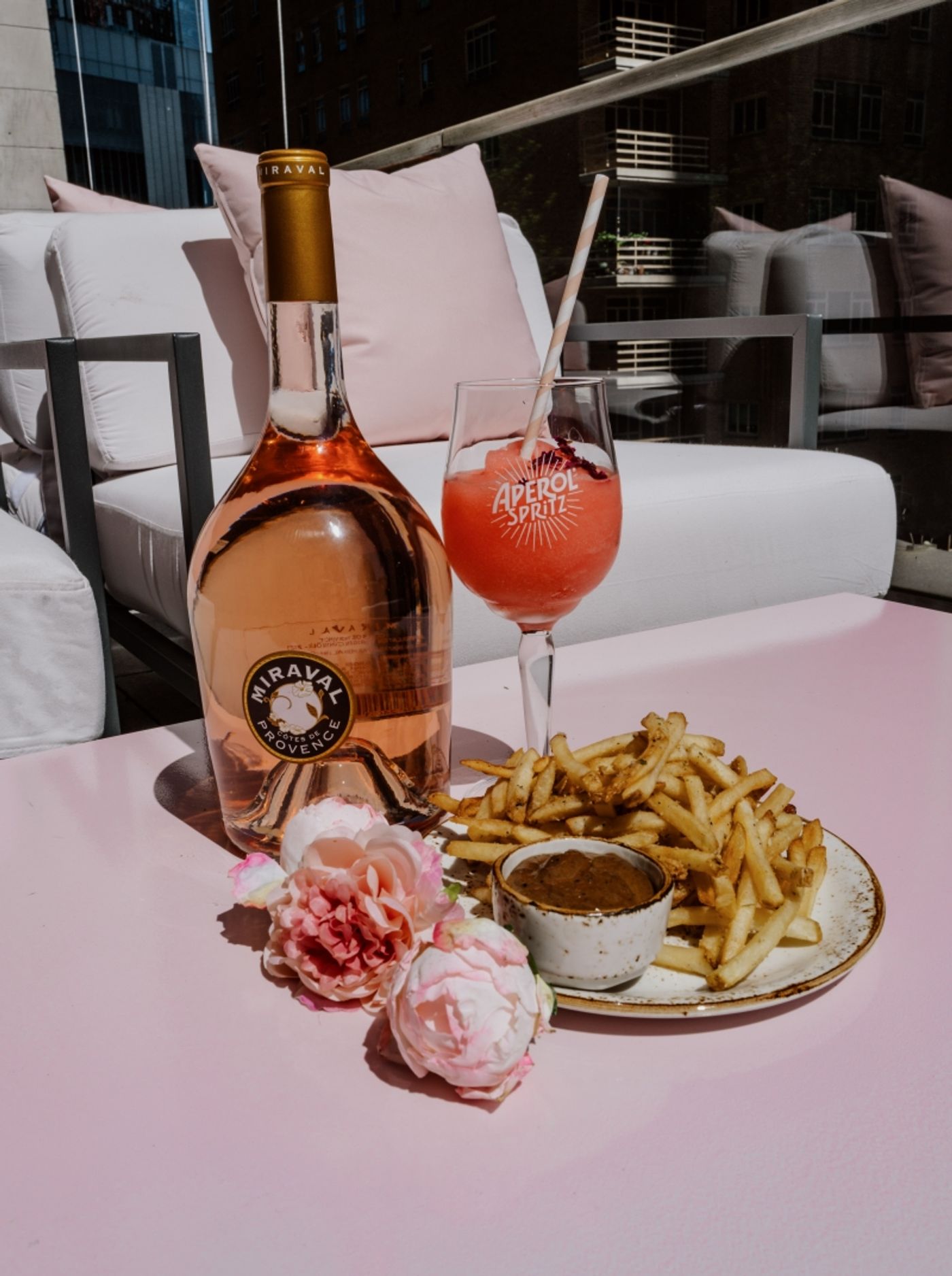 Review: THE SUMMER TERRACE @ NORDSTROM-A Delightful Seasonal Pop-Up Review: THE SUMMER TERRACE @ NORDSTROM-A Delightful Seasonal Pop-Up Image