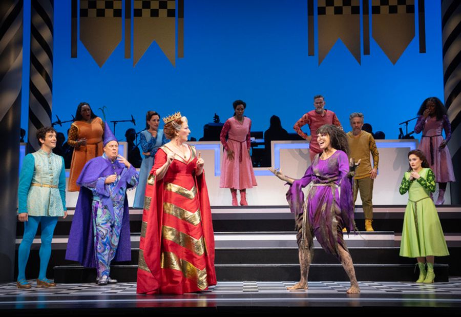 Photos: Sutton Foster & More in ONCE UPON A MATTRESS Image