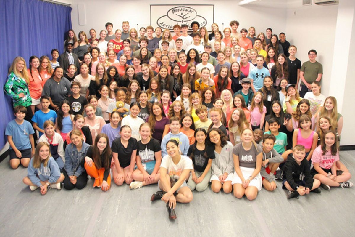 Eva Noblezada with the students of BAA Session Three at 