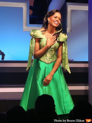 Nikki Renee Daniels Photo