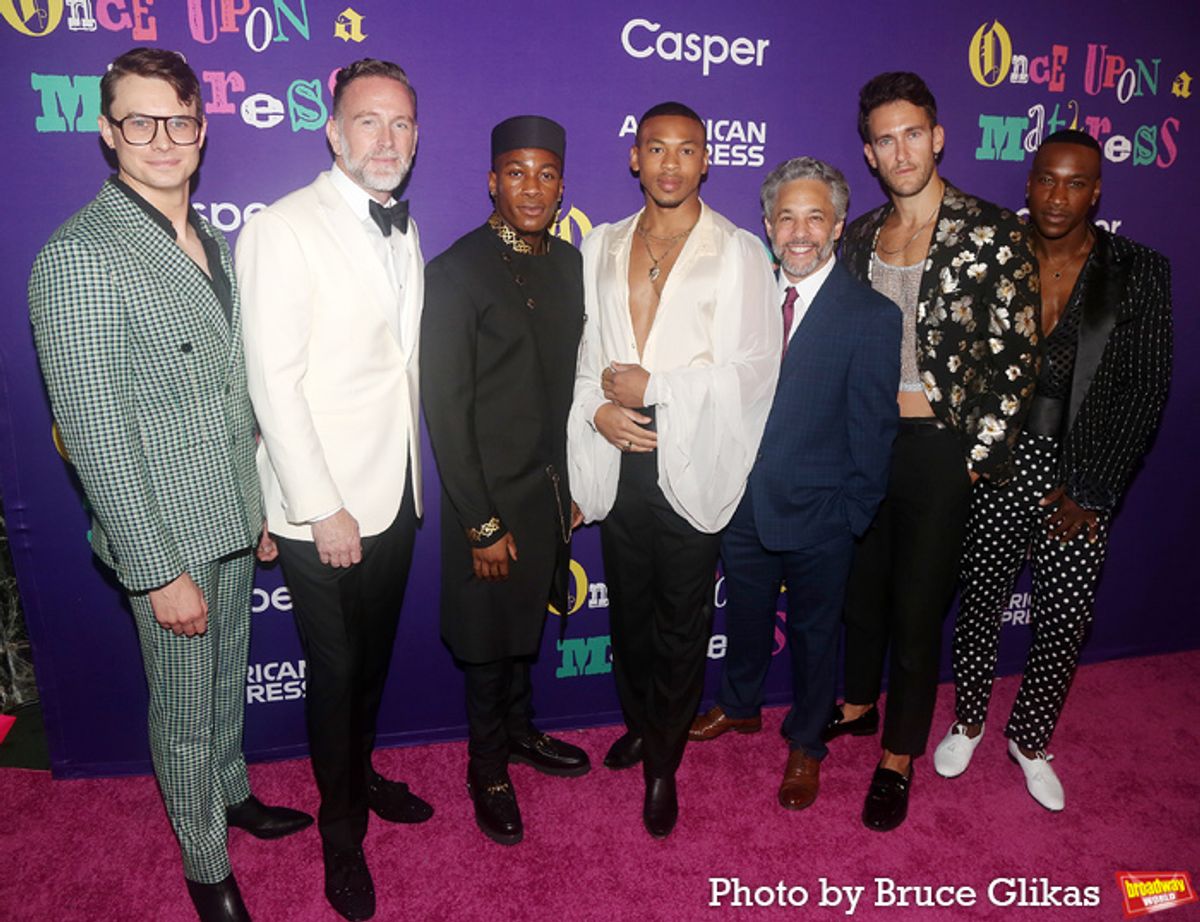 



Daniel Beeman, Ben Davis, Michael Olaribigbe, Darius Wright, Jeffrey Schecter, Adam Roberts and Sheldon Henry at 