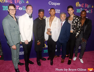 Daniel Beeman, Ben Davis, Michael Olaribigbe, Darius Wright, Jeffrey Schecter, Adam Roberts and Sheldon Henry @ BroadwayWorld
Daniel Beeman, Ben Davis, Michael Olaribigbe, Darius Wright, Jeffrey Schecter, Ad Photo