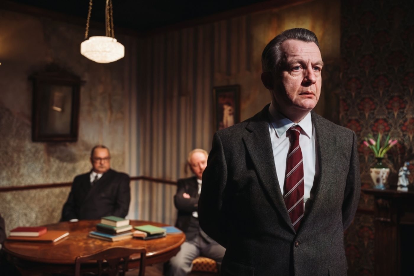 Review: FARM HALL, Theatre Royal Haymarket  Image