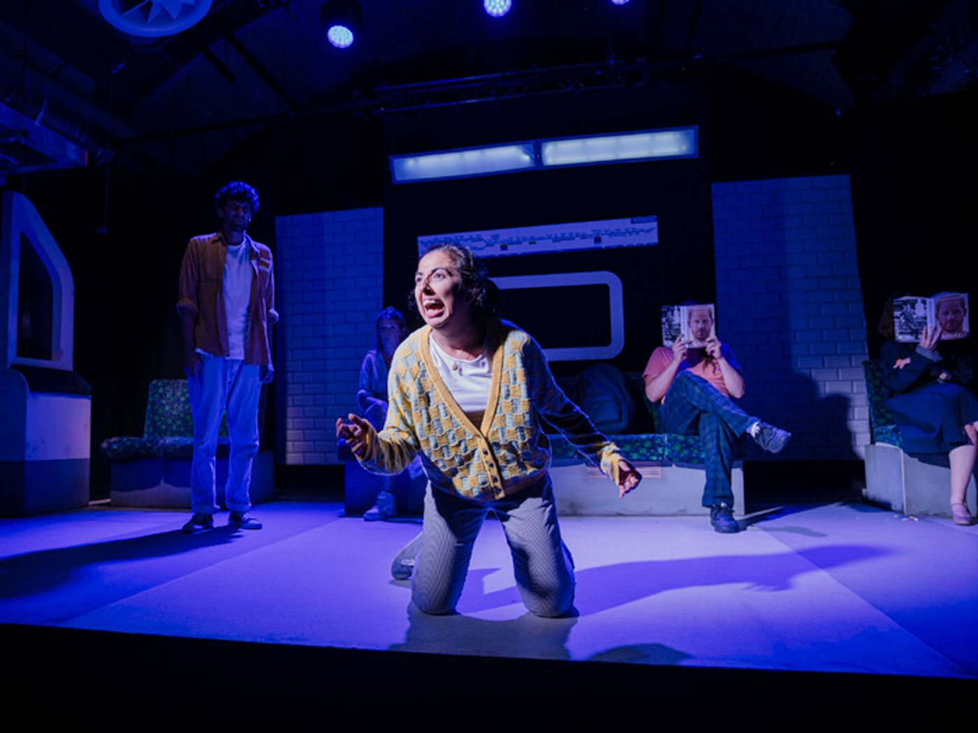 Review: COCKFOSTERS, Turbine Theatre  Image