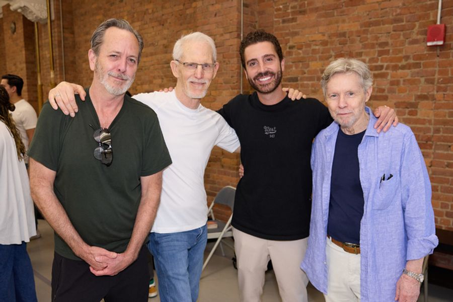 Photos: A BEAUTIFUL NOISE National Tour Begins Rehearsals Image