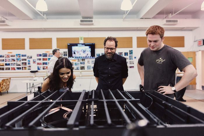 Photos: Rachel Zegler, Kit Connor & More in ROMEO + JULIET Rehearsals — photo 2 of 9