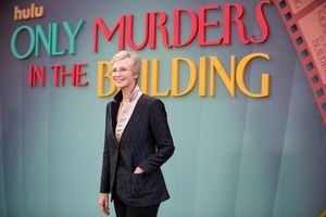 JANE LYNCH Photo