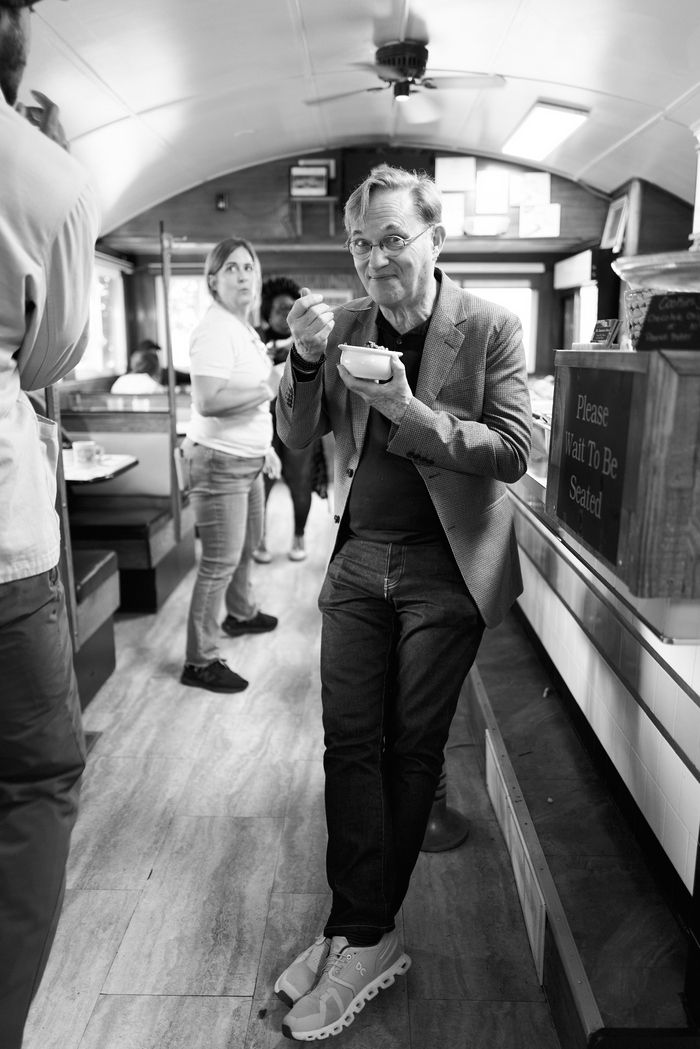 Photos: Katie Holmes, Jim Parsons & the Cast of OUR TOWN Take Rehearsal Field Trip — photo 13 of 22