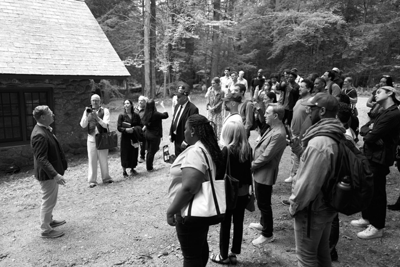 Photos: Katie Holmes, Jim Parsons & the Cast of OUR TOWN Take Rehearsal Field Trip  Image