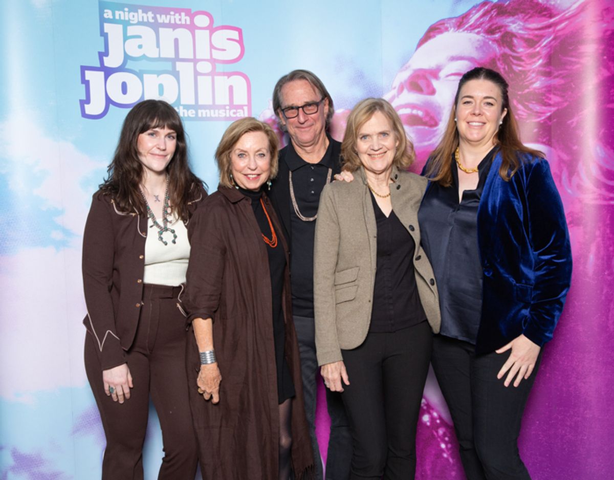  




Melanie Joplin, Margaret Joplin, Michael Joplin & Laura Joplin & Claire Pelly at 