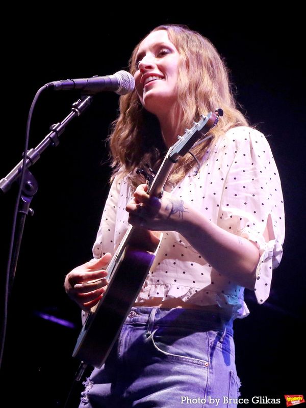 Ingrid Michaelson Photo