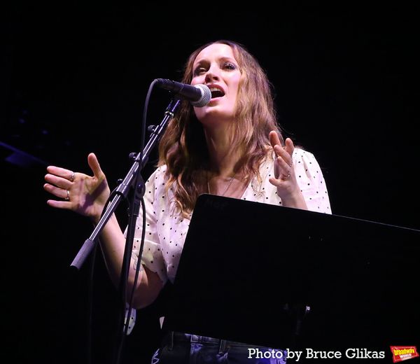 Ingrid Michaelson Photo