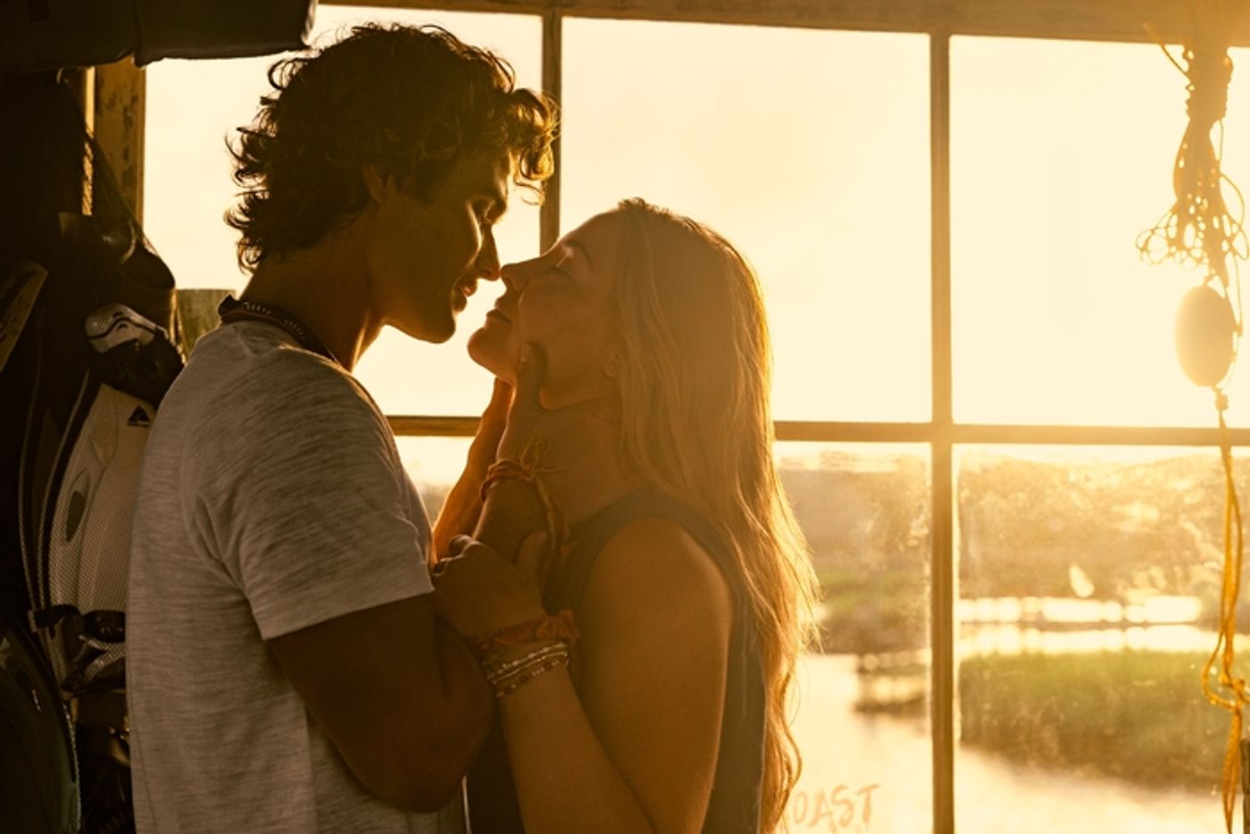 Video/Photos: Netflix Drops OUTER BANKS Season 4 Teaser and First-Look Photos Video/Photos: Netflix Drops OUTER BANKS Season 4 Teaser and First-Look Photos Image