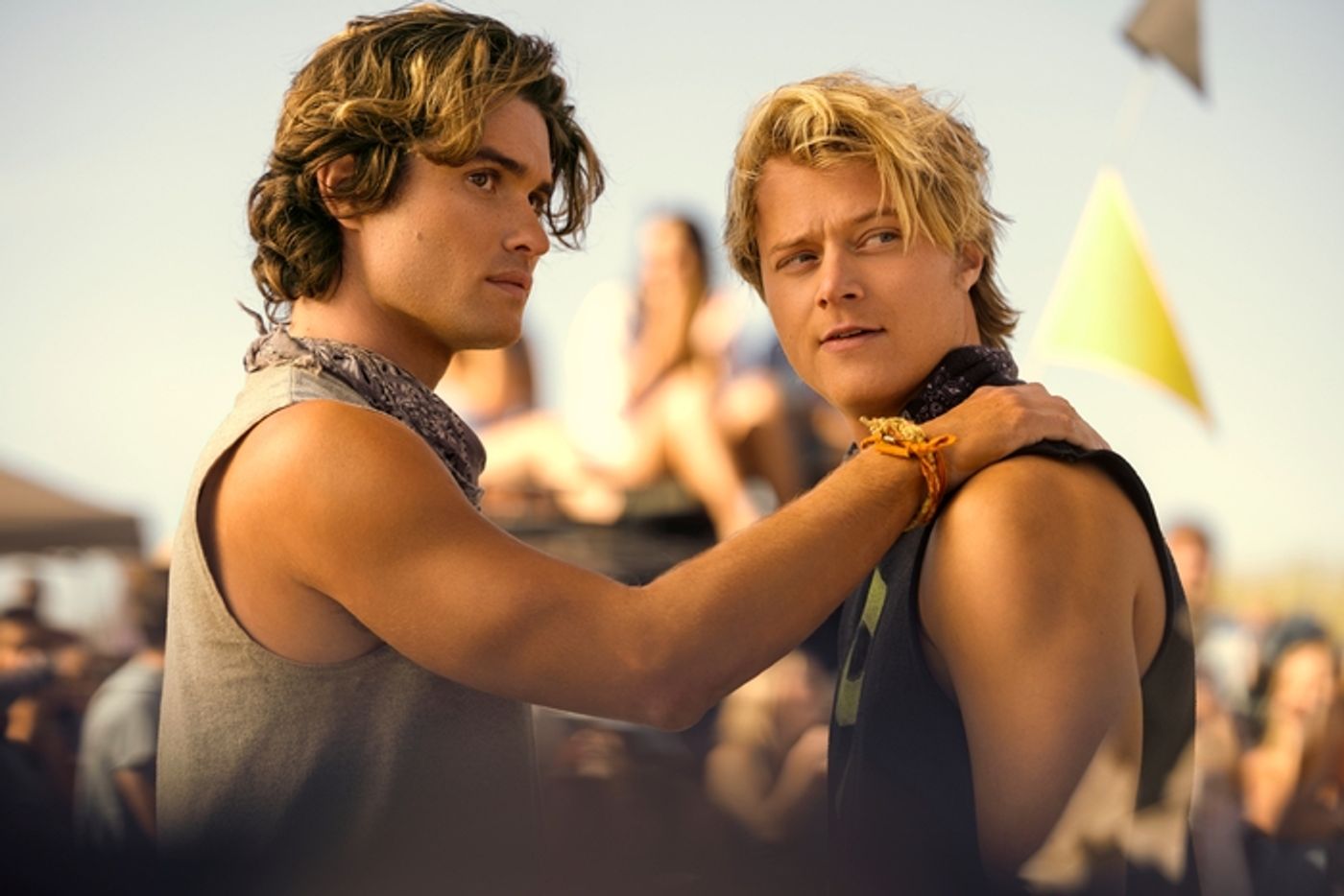 Video/Photos: Netflix Drops OUTER BANKS Season 4 Teaser and First-Look Photos Video/Photos: Netflix Drops OUTER BANKS Season 4 Teaser and First-Look Photos Image