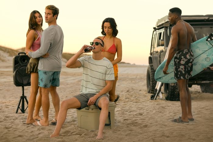 Video/Photos: Netflix Drops OUTER BANKS Season 4 Teaser and First-Look Photos Image