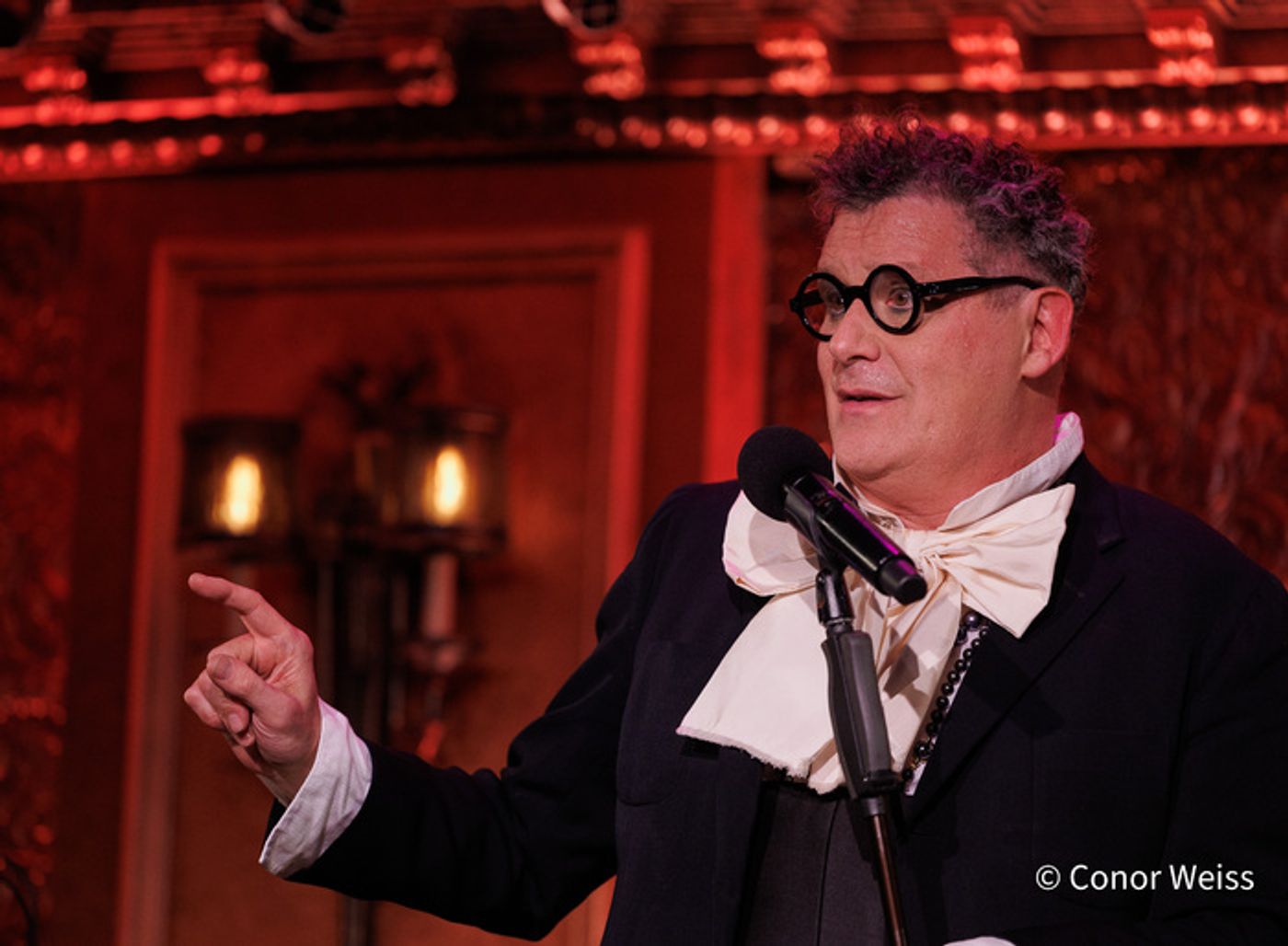 Photos: See Highlights from Isaac Mizrahi: A BRIEF HISTORY at 54 Below Photos: See Highlights from Isaac Mizrahi: A BRIEF HISTORY at 54 Below Image