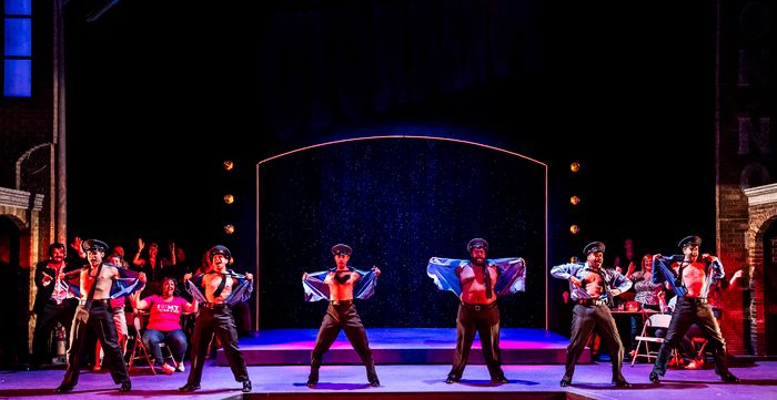 Photos: THE FULL MONTY at Paramount Theatre — photo 3 of 17