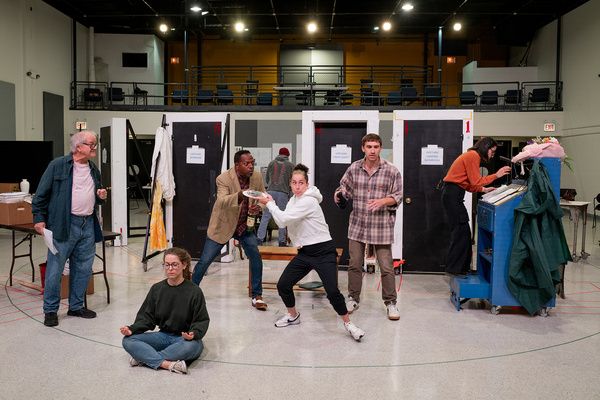 Photos: Steppenwolf Theatre's NOISES OFF In Rehearsal — photo 5 of 18