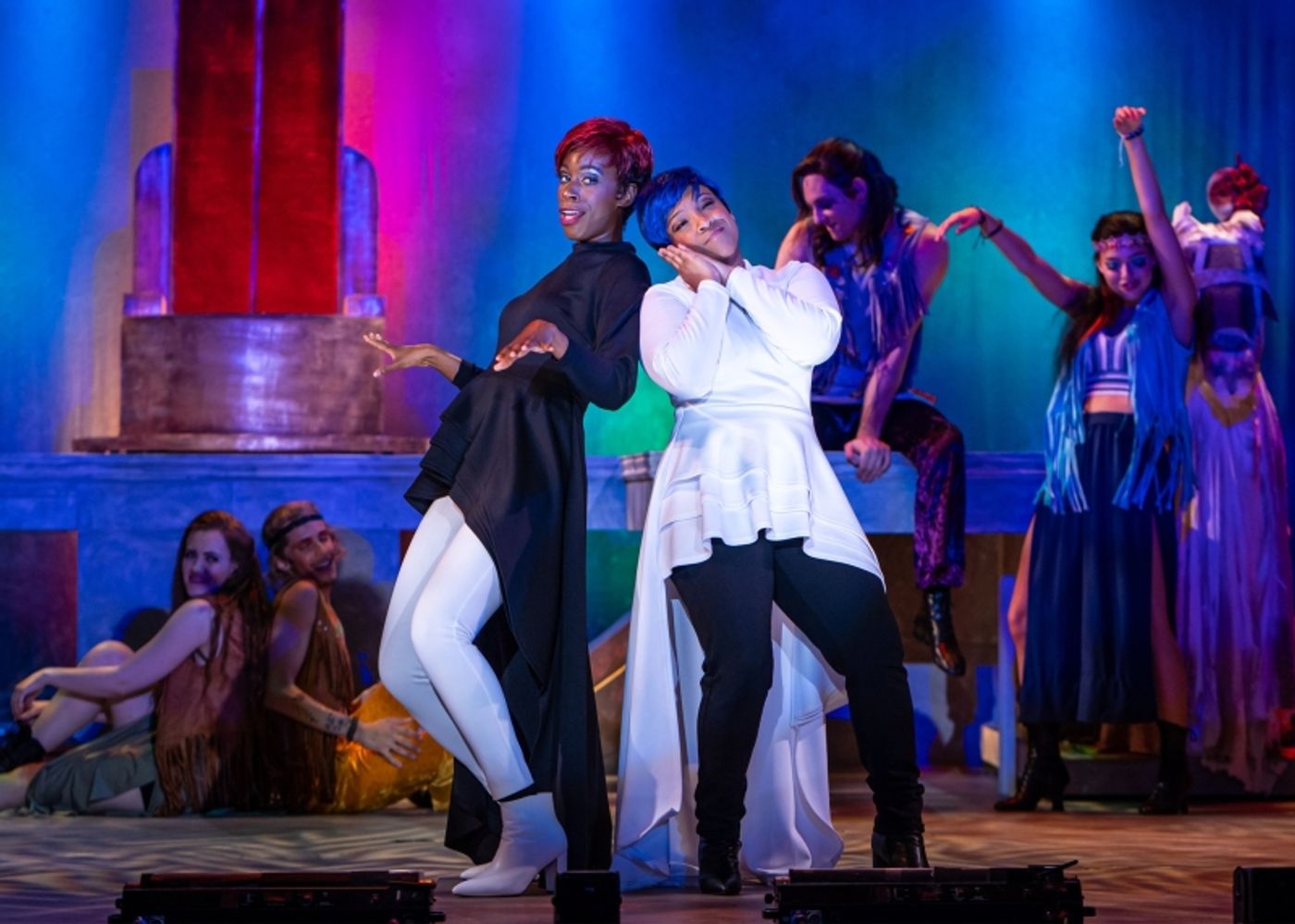 Review: PIPPIN at Garden Theatre  Image