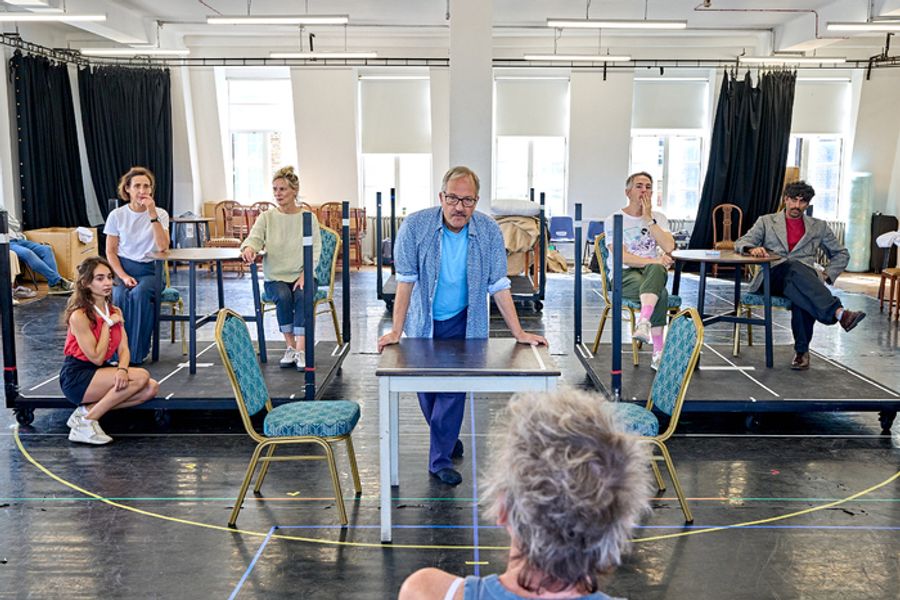Photos: Rehearsal Underway For the UK Tour of MURDER ON THE ORIENT EXPRESS Image