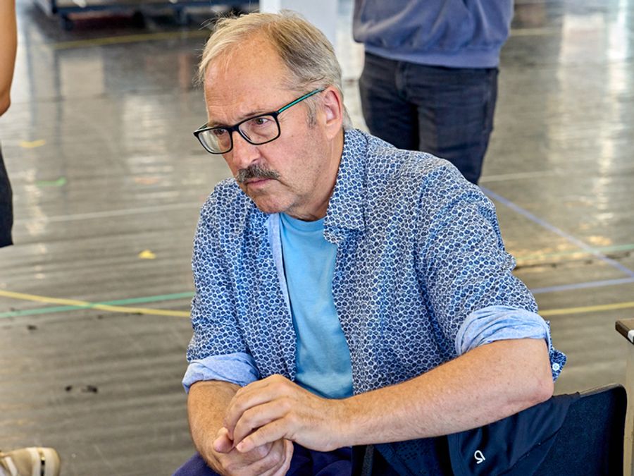 Photos: Rehearsal Underway For the UK Tour of MURDER ON THE ORIENT EXPRESS Image