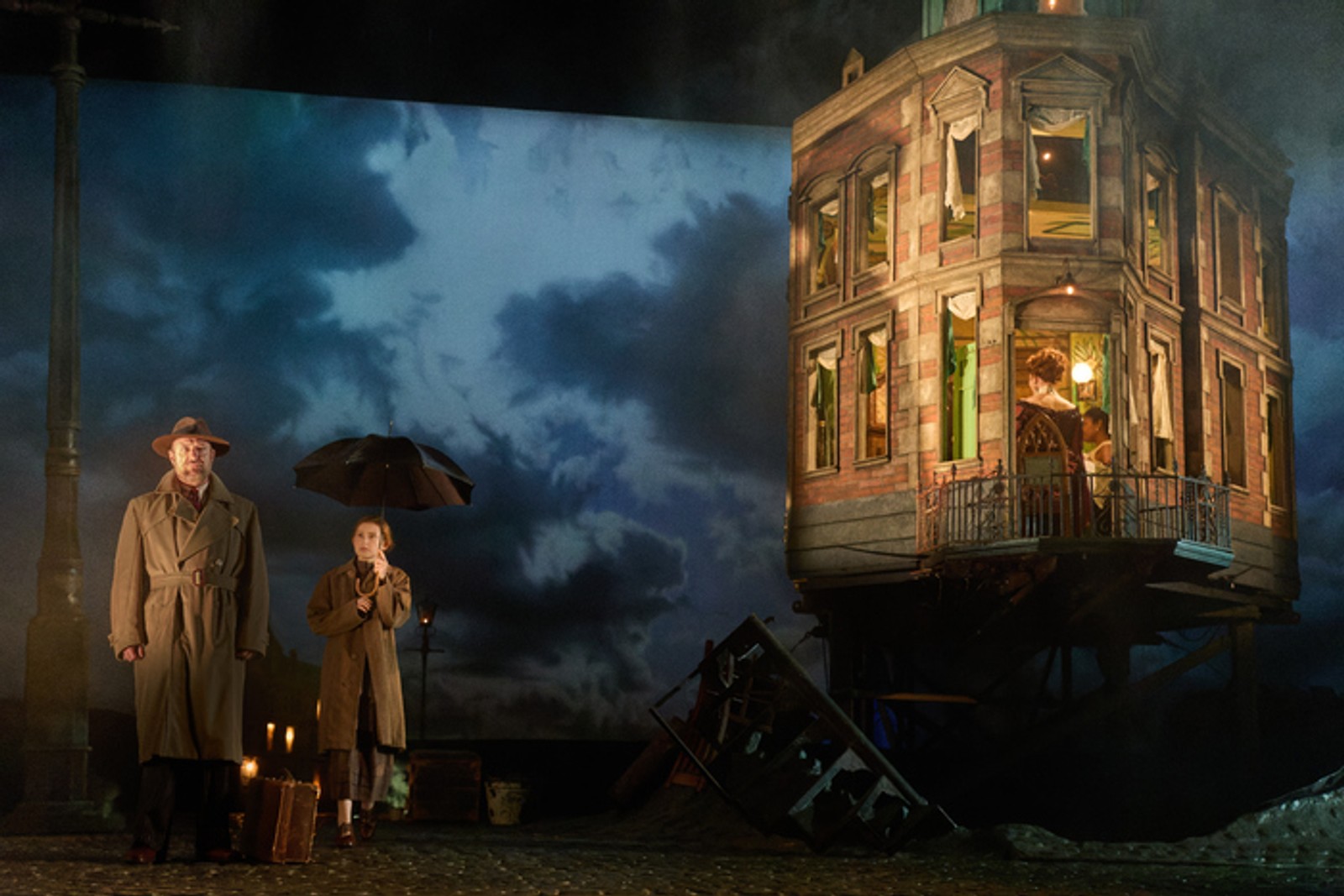 Photos: AN INSPECTOR CALLS is Now on UK Tour — photo 6 of 12